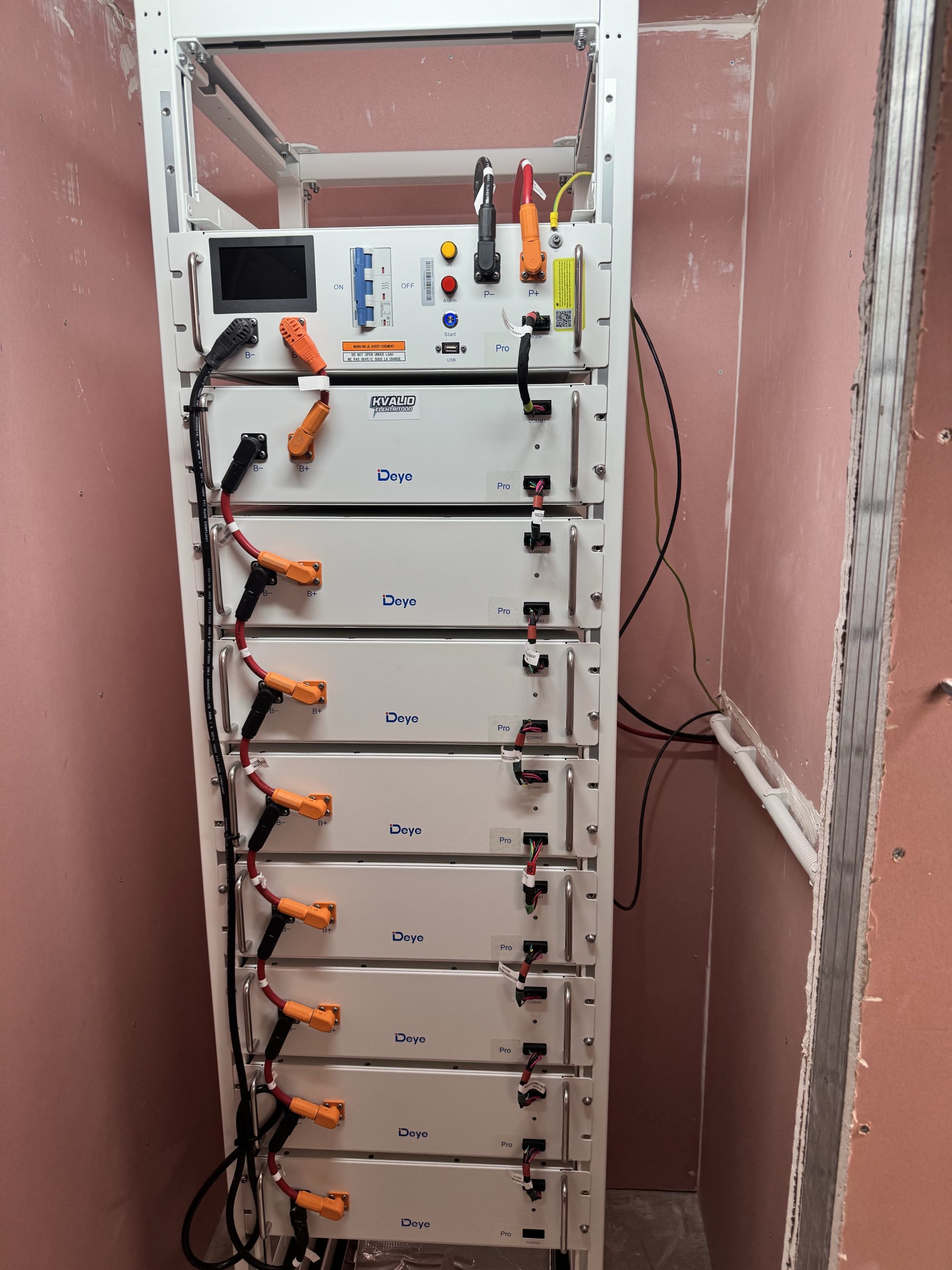 Deye BOS-G PRO Aku moodul 5.12 kWh - Pilt 5